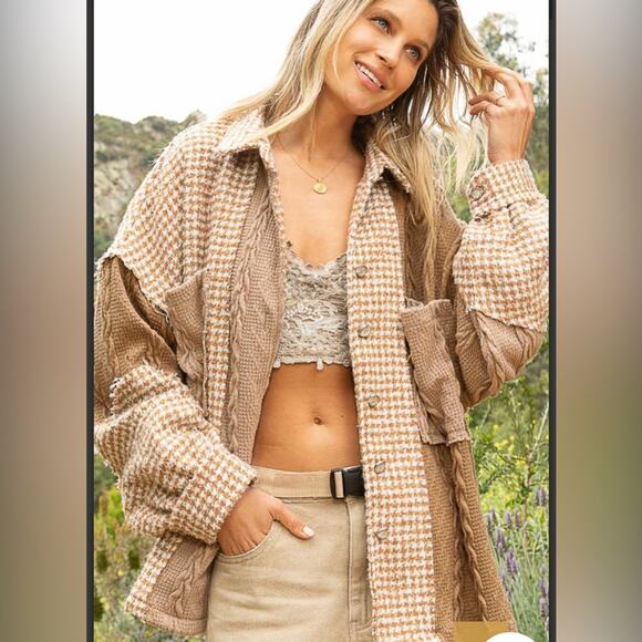 POL Boutique Designed in long sleeve roomy fit shacket in textured woven - Picture 1 of 6